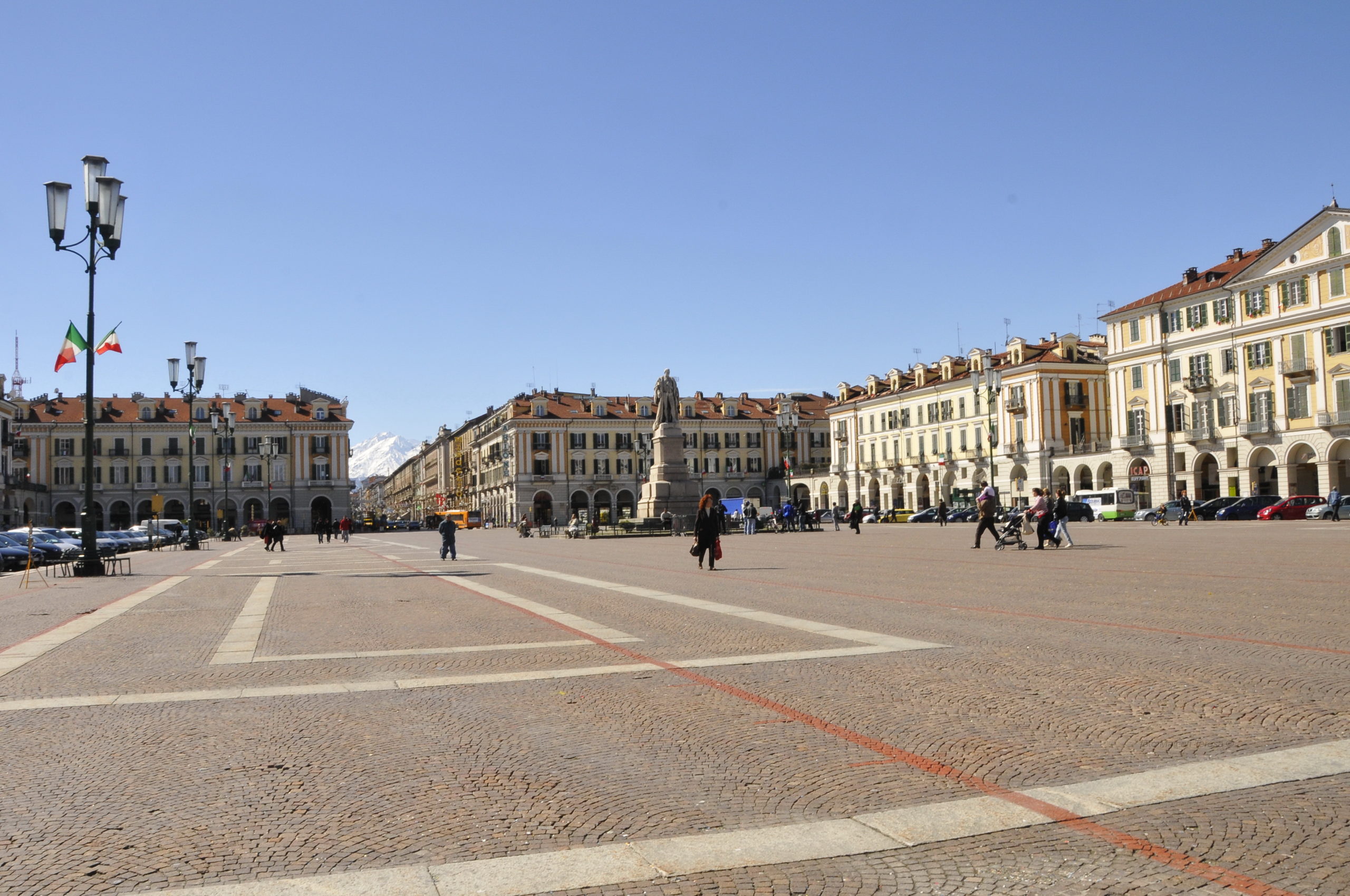 Cuneo Visitez l'Italie